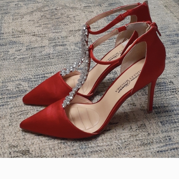 Badgley Mischka Pointed Toe High Heels - Picture 5 of 8